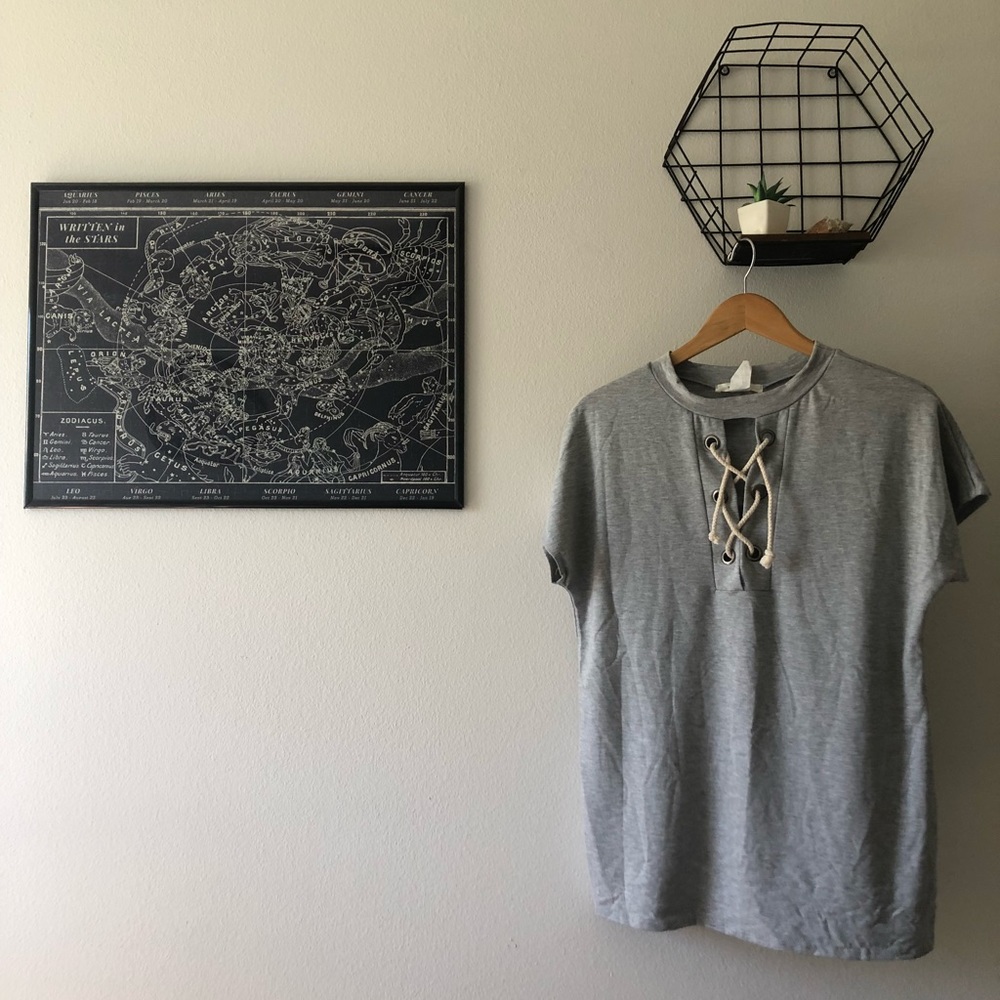 Grey top